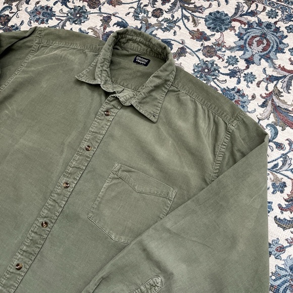 Denver Hayes Olive Corduroy Button-Down Shirt - Picture 2 of 4